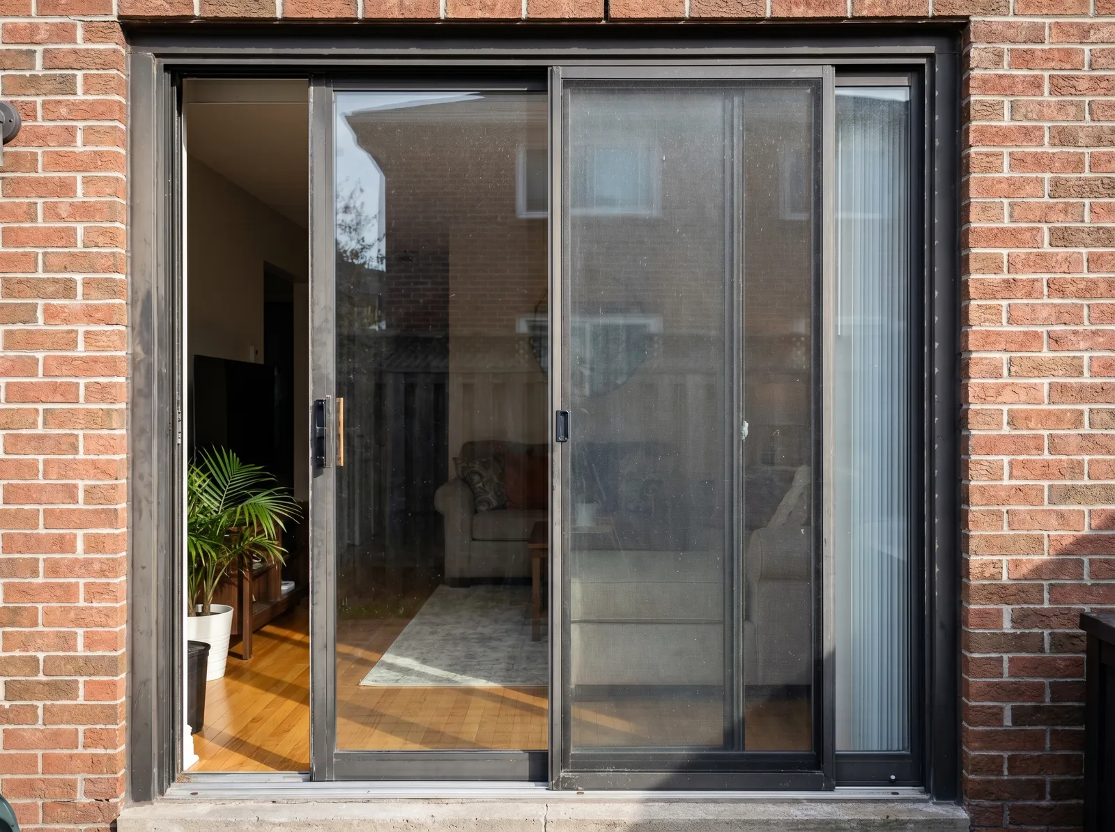 Sliding Door St. Louis